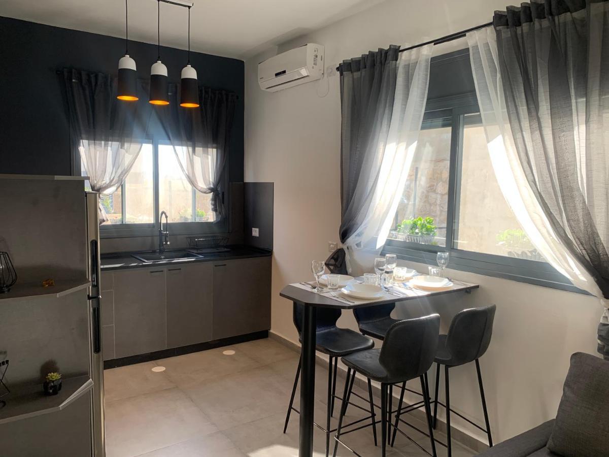 Via Arad Apartments Екстериор снимка