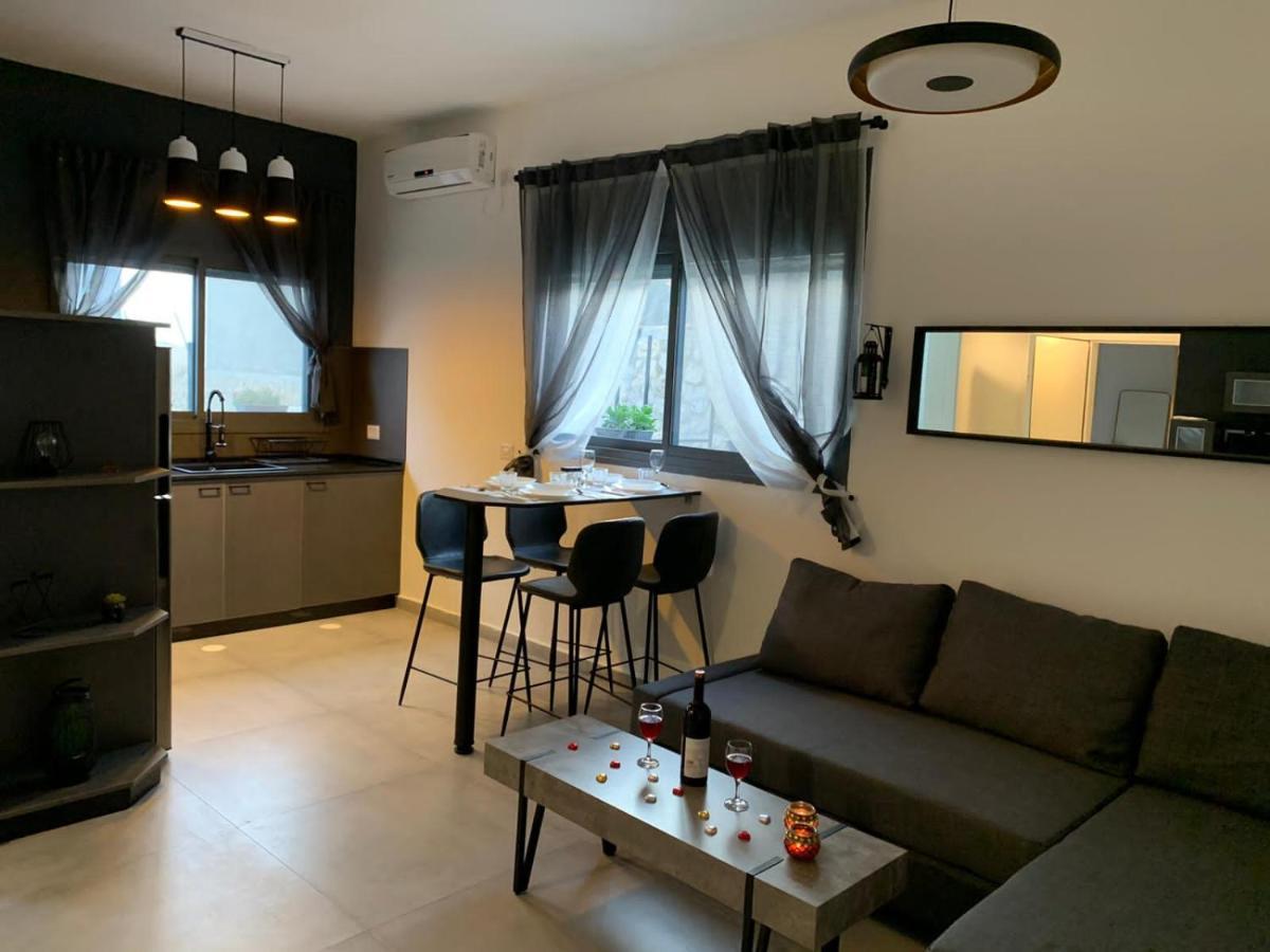 Via Arad Apartments Екстериор снимка